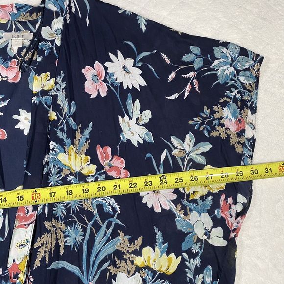 LOFT Women's Sz XS/S Floral Open Front Kimono Top Cover Up Oversized Lightweight - Picture 4 of 5